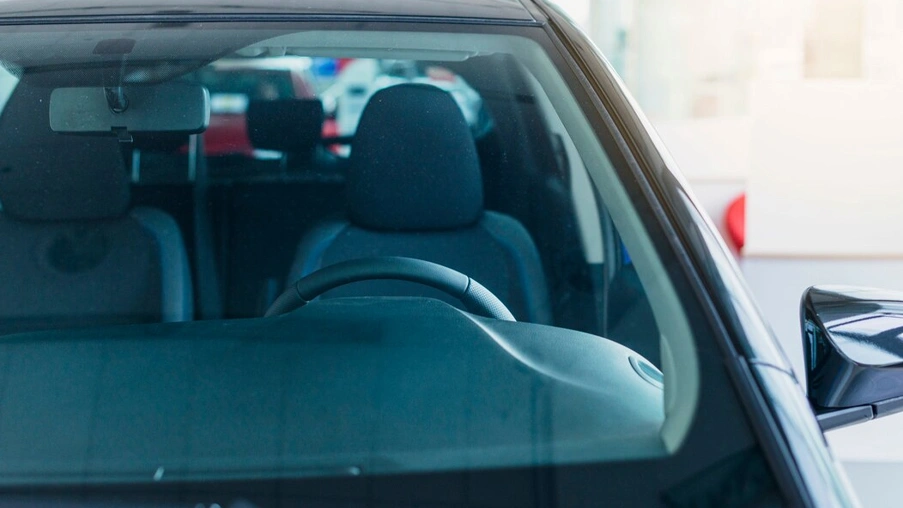 difference to and a windscreen