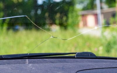 Is it better to replace or repair a cracked windshield?