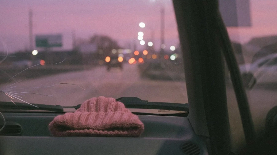 Reasons for Cracked Car Windshield