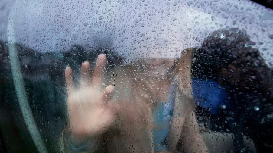 The fascinating evolution of windshields: from luxury to necessity