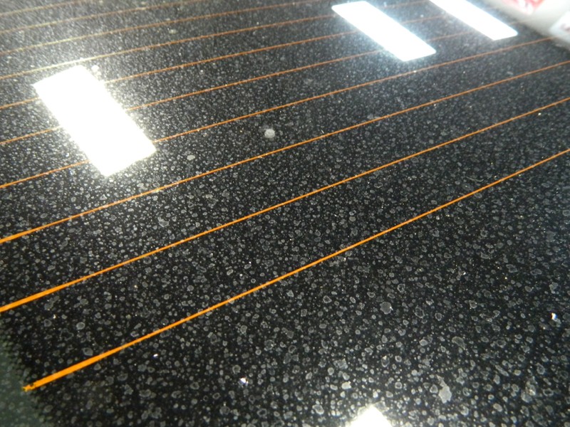 How to Remove Hard Water Stains from Glass on Car: Easy Methods