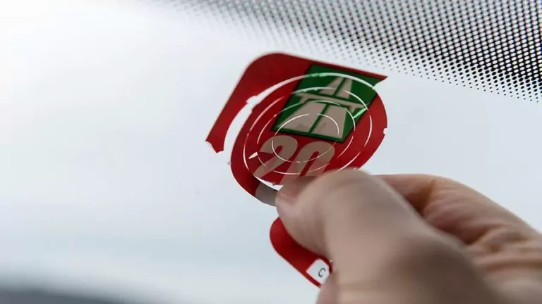 How to Remove Stickers from Car Windows without Damage?
