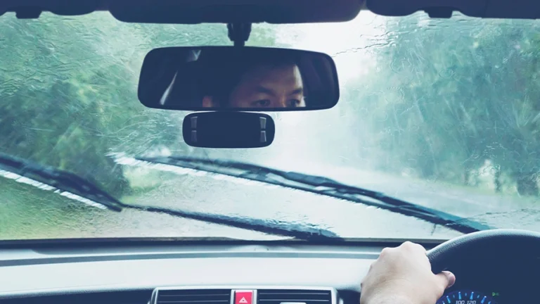 how to remove windshield haze