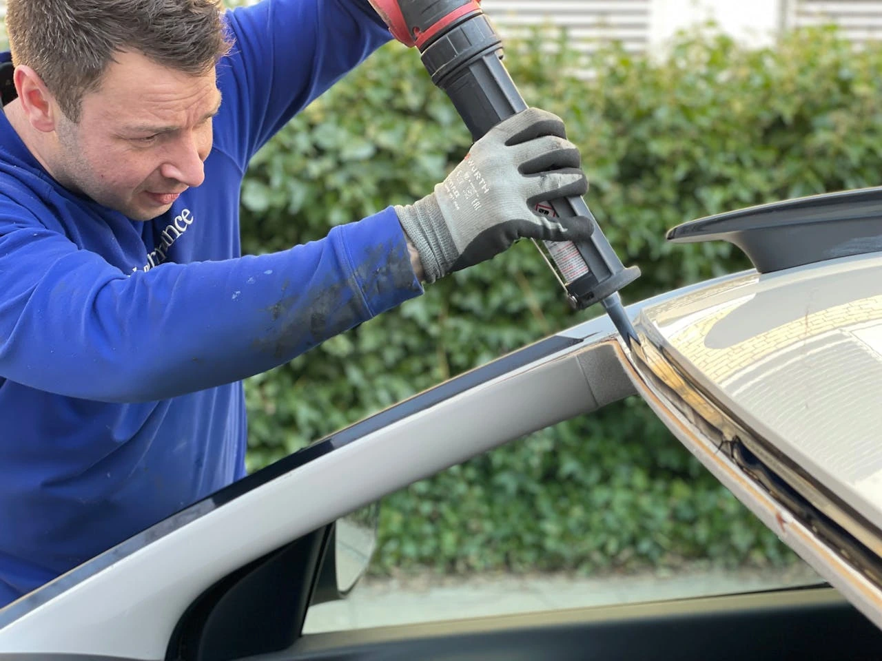 Is Mobile Auto Glass Repair Just as Good as In-Shop Service?