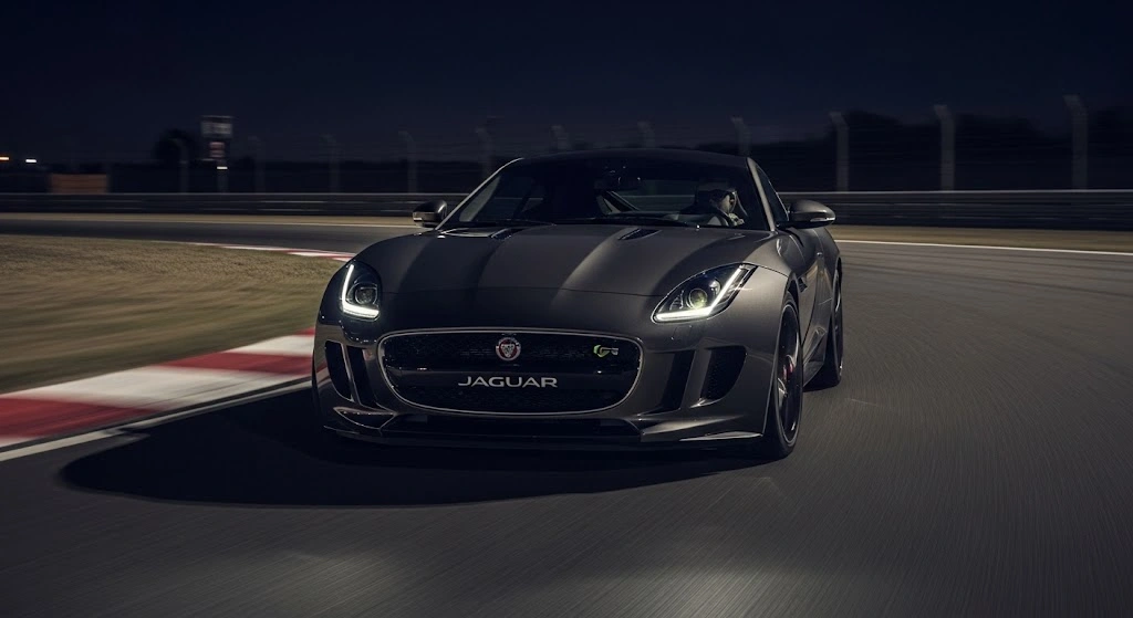 Background for Premium Jaguar F Type Windshield Replacement