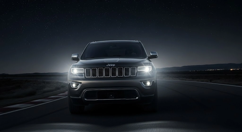 Background for Premium Jeep Grand Cherokee Windshield Replacement