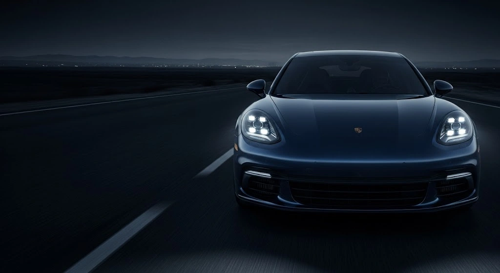 Background for Premium Porsche Panamera Windshield Replacement