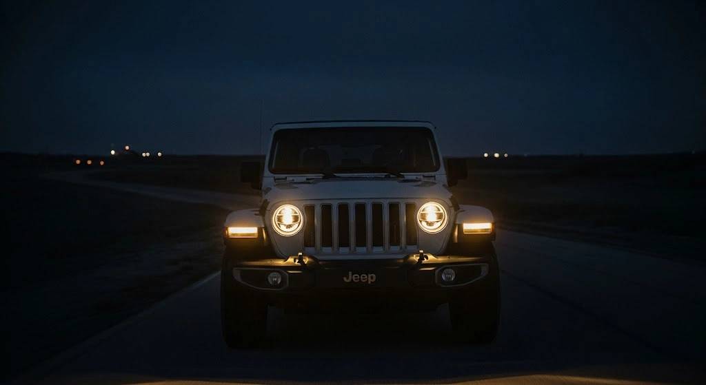 Background for Premium Jeep Wrangler Unlimited Windshield Replacement